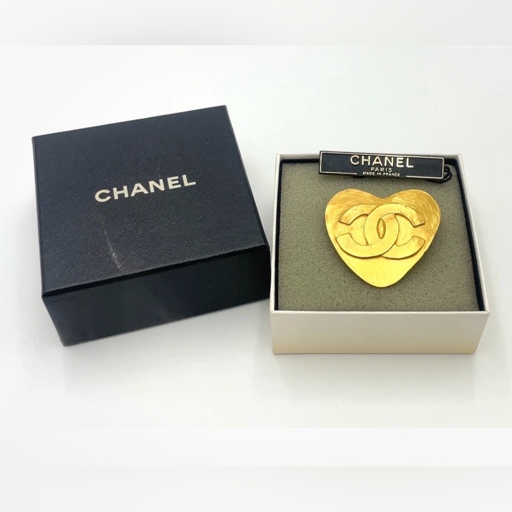 Chanel Heart Coco Mark CC Logo Brooch w/ Box